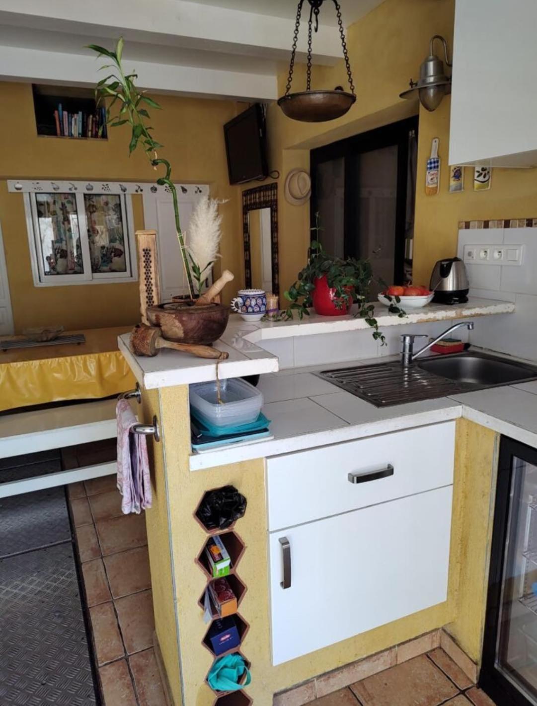 Dorm Hostel Camp Backpackers Marseille Extérieur photo